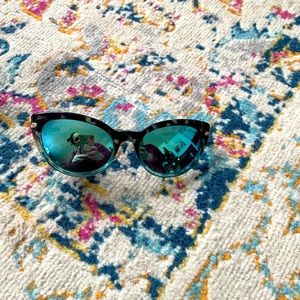 NWT Lilly Pulitzer Sunglasses